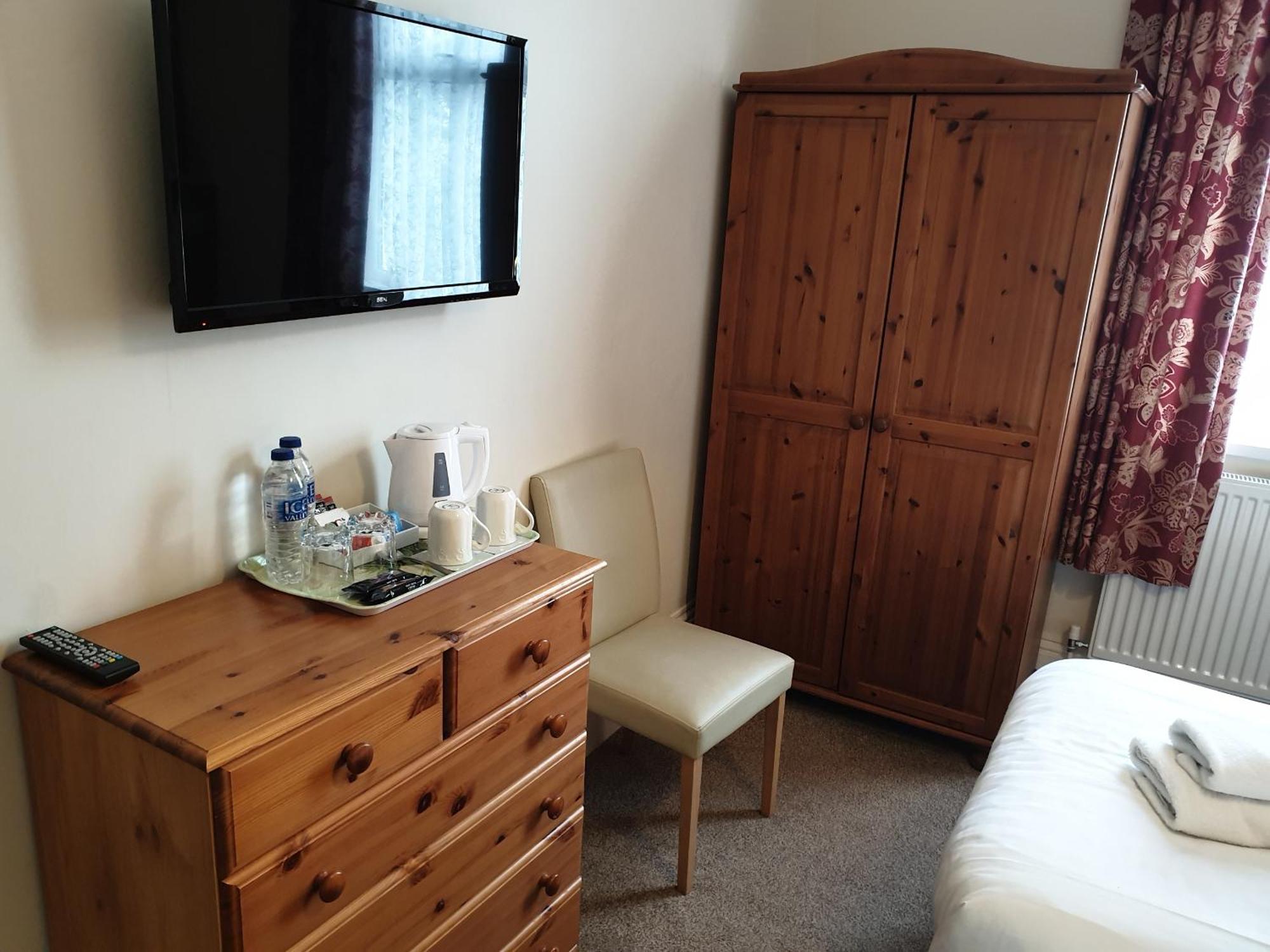 The Brandize Guest House Torquay Room photo